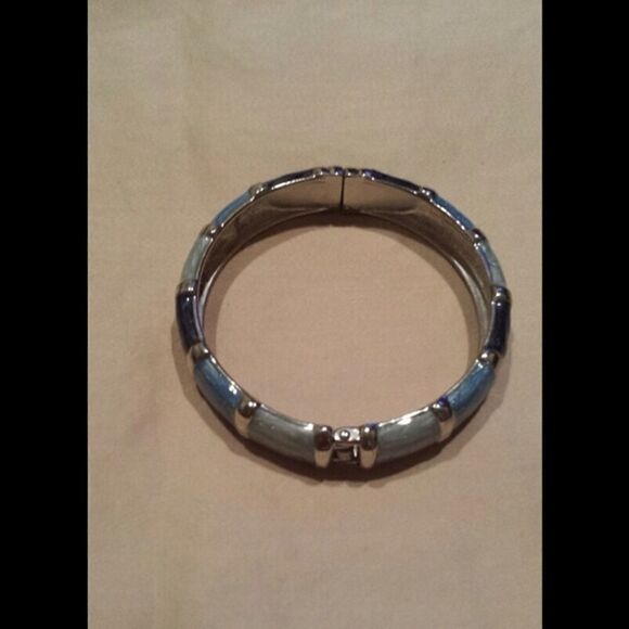 Blue and Silver Bangle - Picture 1 of 1